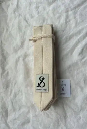 JOSEPH AND STACEY LUCKY PLEATS KNIT 토트
