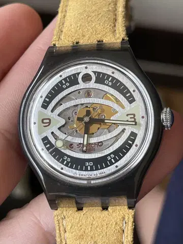 Swatch 자동 감기 손목 시계 클리어 케이스 베이지 스트랩