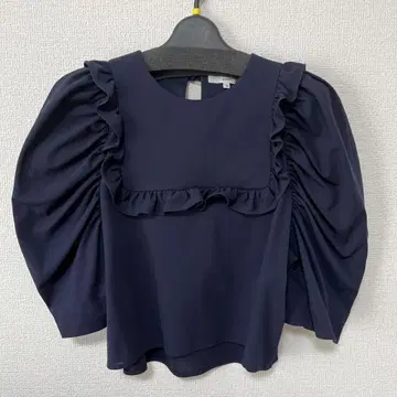 yori 미니 퍼프 블라우스