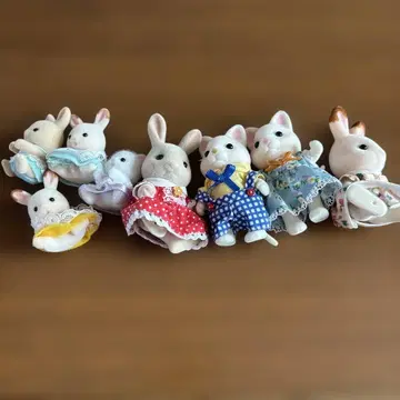 토끼 인형 8개 세트