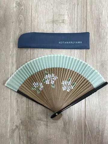KEITAMARUYAMA 꽃무늬 부채 케이스 포함 [JAL 기내 한정판]