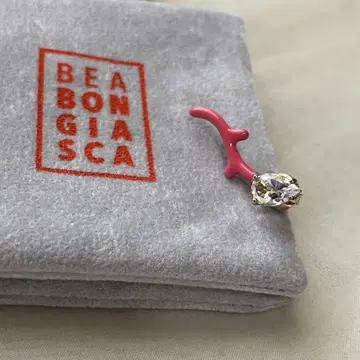 BEABONGIASCA 싱글 귀걸이