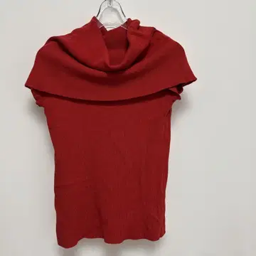 아르페쥬 스토리 빨간색 슬리브리스 니트 보트넥