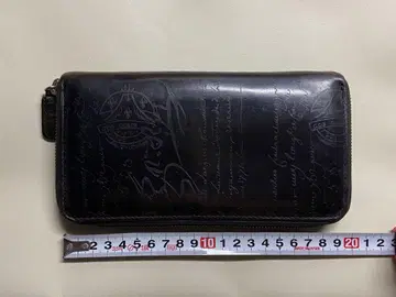 벨루티 블랙 장지갑 라운드 지퍼