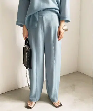 아메리 시어 카드 보드 팬츠