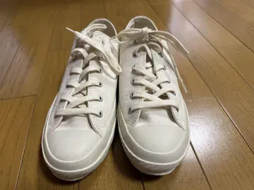 SHOES LIKE POTTERY 화이트 스니커즈