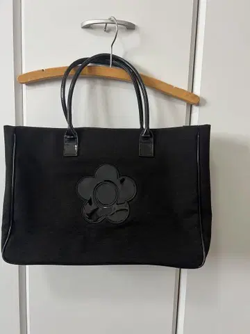 MARY QUANT 블랙 토트백