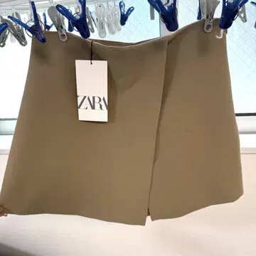 자라 베이지 랩 스타일 미니 스커트 스코트