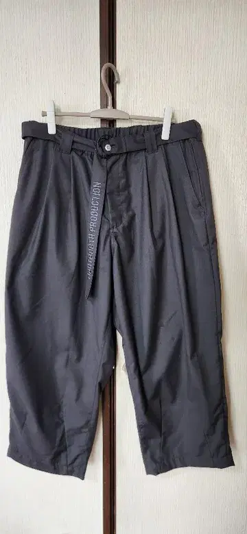 TIGHTBOOTH BAGGY SLACKS 다크 그레이 XL