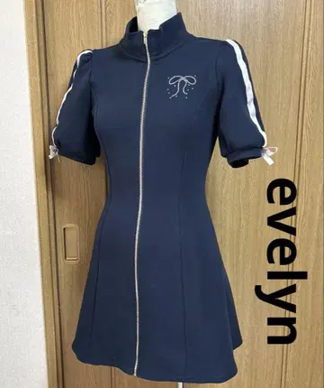 에블린 evelyn 맨투맨 원피스 풀 집업 소매 리본 큐빅