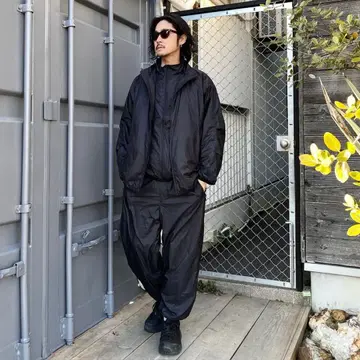 TECH REVERSIBLE WIND SHIELD JACKET 사이즈 M
