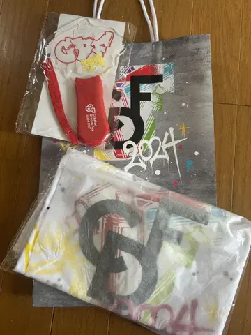 코무돗토 2024 CDF 티셔츠 응원봉