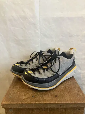 호카오네오네 토아 LTR 로우 사이즈 27.5cm