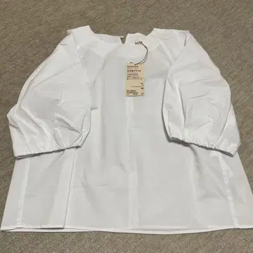 MUJI 5부 기장 블라우스