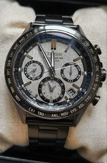 새상품급 CITIZEN ATTESA CC4055-14H 타사 벨트 포함