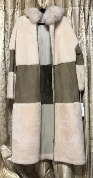 GRACE CONTINENTAL 롱 코트 36
