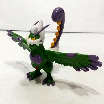 포켓몬스터 토르네로스 피규어 레이주 형태 포켓몬 POKEMON