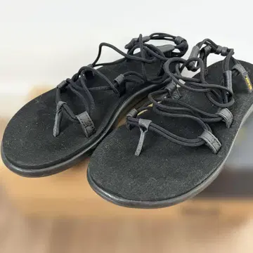 Teva VOYA 24cm