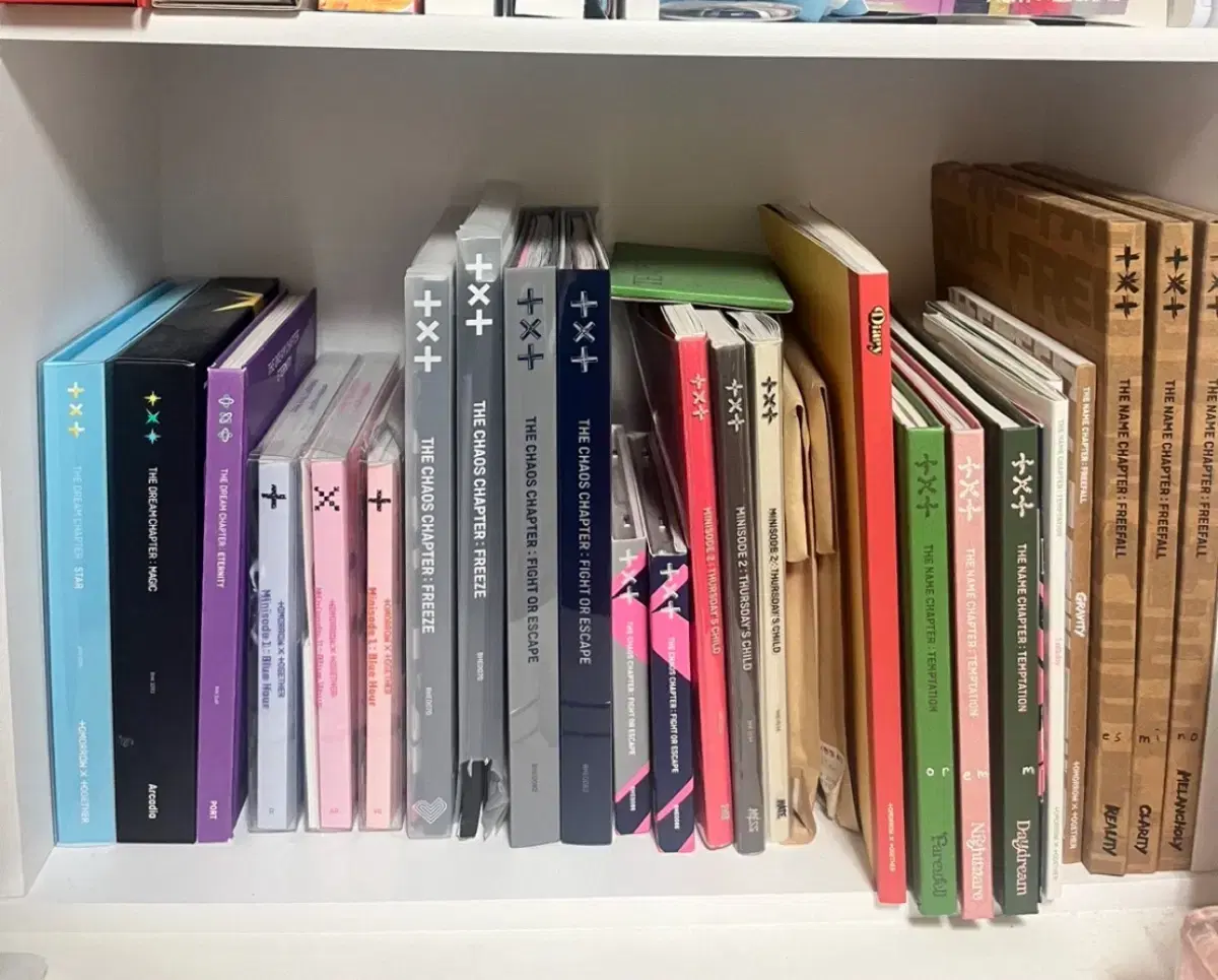 TXT unsealed album Soobin Yeonjun Beomgyu Taehyun Huening seasons greetings