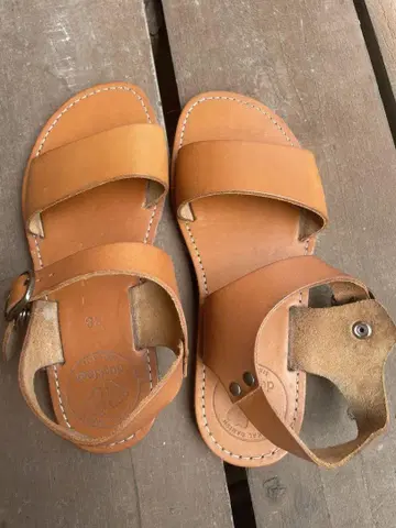 [새상품급] dackfeet 샌들 size38