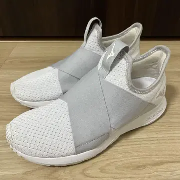 새상품급! 미즈노 ME-04 워킹화 22.5cm