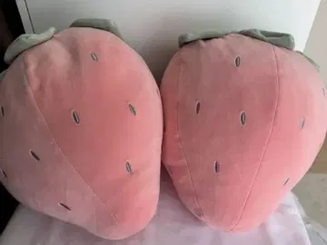 딸기 봉제 인형 2개 세트