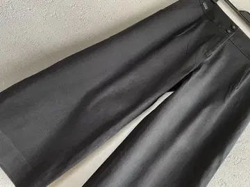 새상품급 레오나르 실크 혼방 블랙 팬츠 일본제 블랙 크롭 팬츠 실크