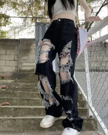 데미지 진 블랙 y2k