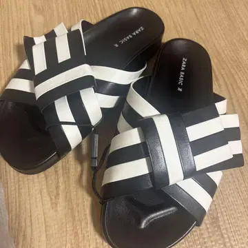 미사용 자라 리본 샌들 모노톤 사이즈