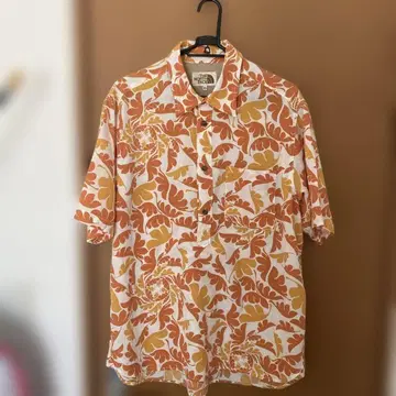THE NORTH FACE 플라워 패턴 반팔 셔츠 XL