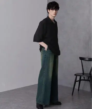 미사용 새상품 빈티지 메이크업 턱 플레어 데님 팬츠