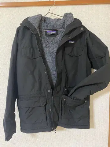 Patagonia 블랙 마운틴 후드티