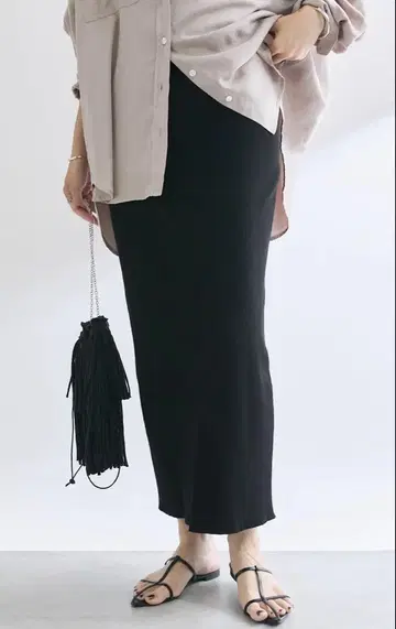 리브 타이트 스커트