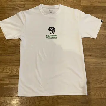 MOUNTAIN HARDWEAR 마운틴 하드웨어 티셔츠 XL 화이트