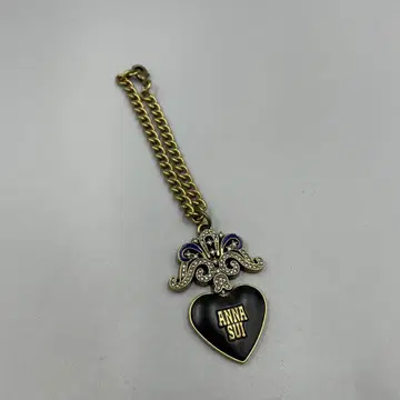 055 ANNA SUI 하트형 키링