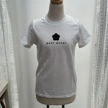 MARY QUANT 플라워 로고 티셔츠 화이트