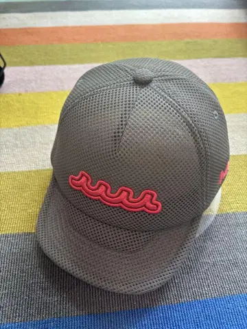 숏 브림 캡