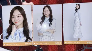 노기자카46 우메자와 미나미 빅 보타이 블라우스 컴프