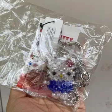 LOWRYS FARM Me% HELLO KITTY 비즈 키 참
