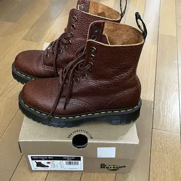 닥터마틴 1460 PASCAL BEX 브라운 23cm 박스 포함