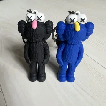 KAWS 카우스 러버 피규어 키링 세트