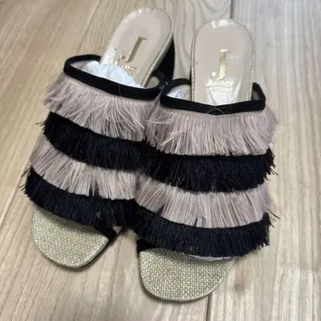 프린지 뮬 블랙 & 핑크
