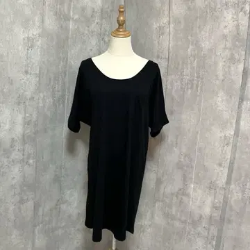 유니클로 빅 넉넉한 티셔츠 포켓 부착 원피스 빅 사이즈