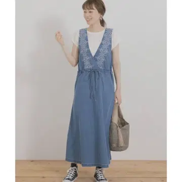 어반 리서치 써니 라벨 크로스 점퍼 스커트