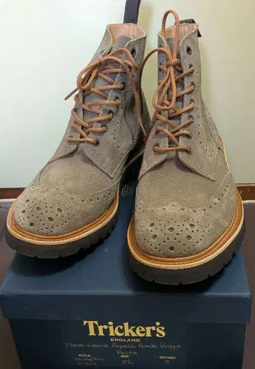 Tricker's 다크 베이지 스웨이드 M5634 UK8.5