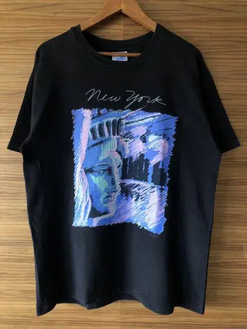 NEW YORK 아트 티셔츠 헤인즈 뉴욕 빈티지 구제 의류