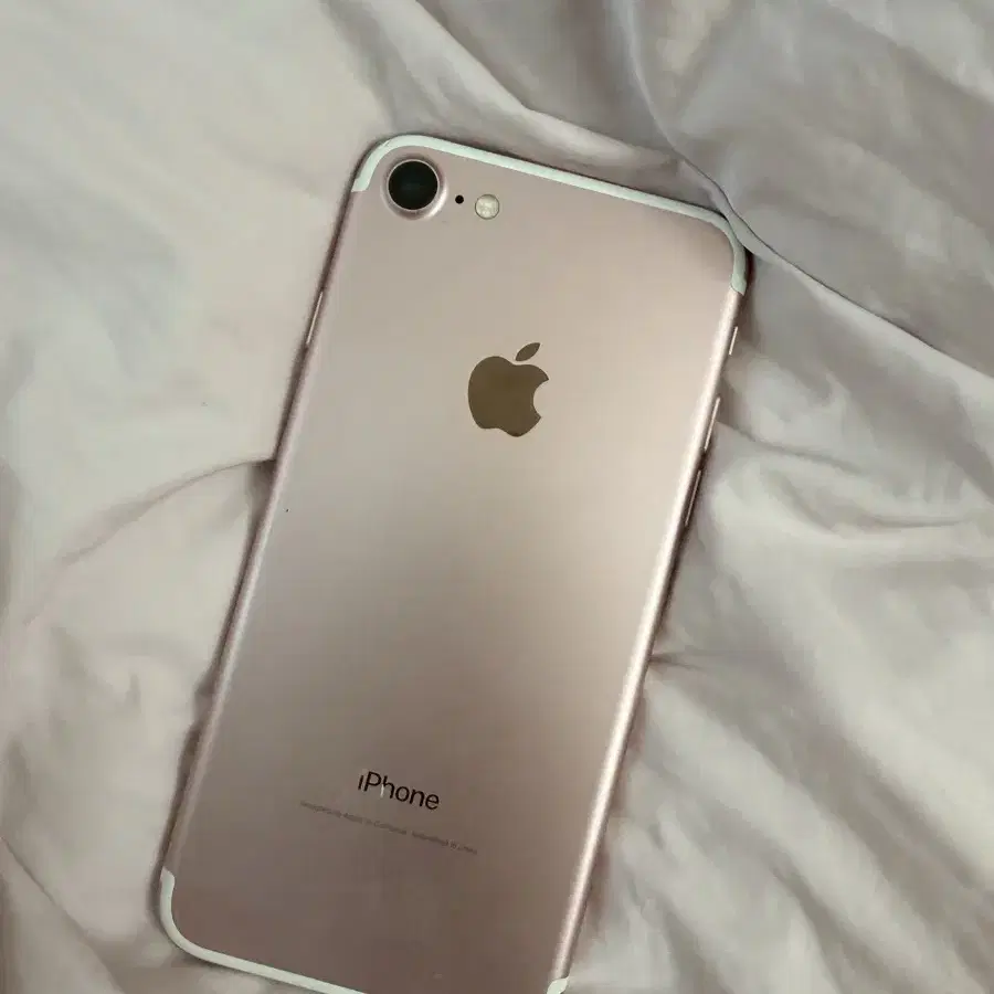 APPLE | 애플 iPhone 7 128GB Battery 100 Rose Gold on Bunjang
