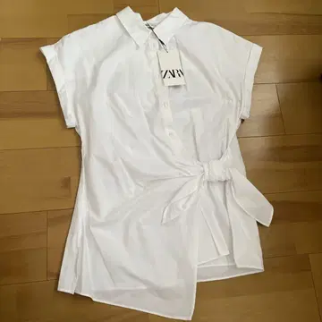 자라 화이트 랩 셔츠 L
