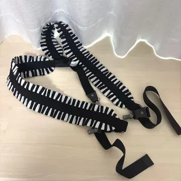 보더스 앳 발코니 서스펜더