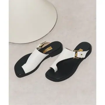 LE TALON GRISE 가죽 커버 플립플랍